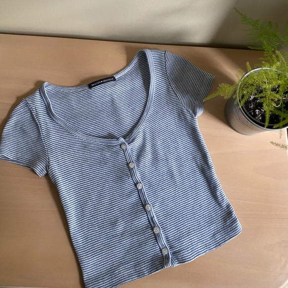 SOLD Brandy Melville Striped Zelly Top - Picture 2 of 6